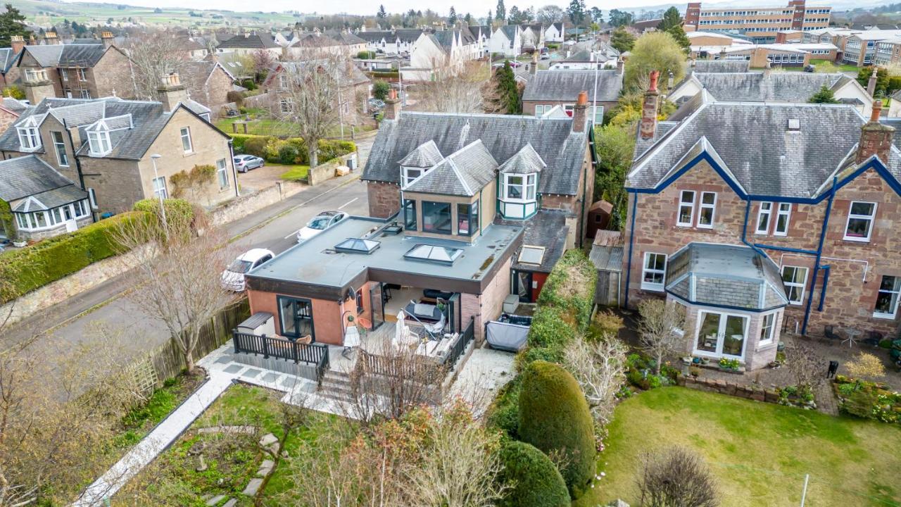 Gilmore House - 5 Bedroom Victorian Home With Hot Tub Blairgowrie and Rattray Esterno foto